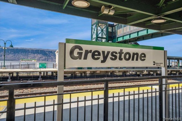 1020 Warburton Avenue 5A, Yonkers, NY 10701