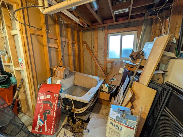 1413 S DAVID DR, Syracuse, UT 84075