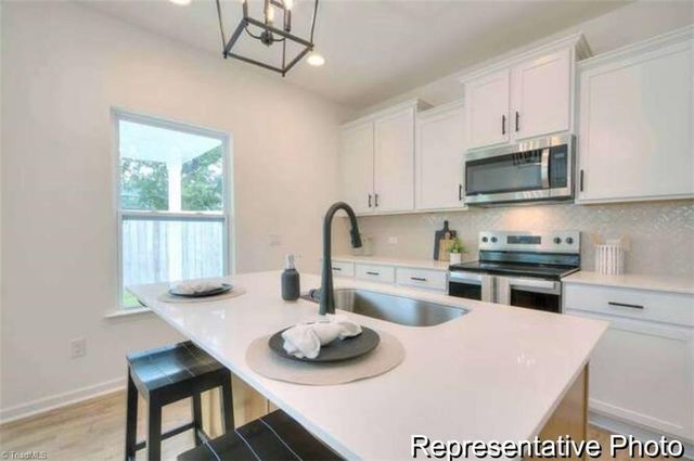 5008 Reedy Creek Farm Circle 589, Greensboro, NC 27405