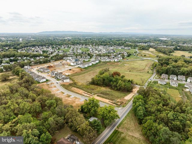 21 TILGHMAN TRL, Mechanicsburg, PA 17050