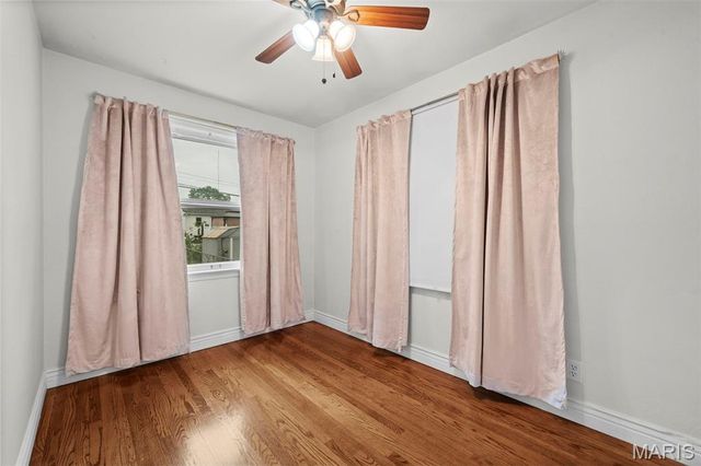 6143 Pointview Lane, St Louis, MO 63123