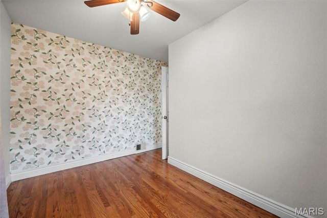 6143 Pointview Lane, St Louis, MO 63123