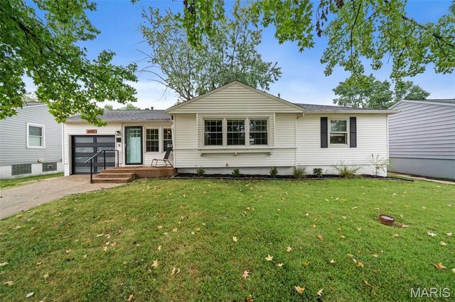 6143 Pointview Lane, St Louis, MO 63123