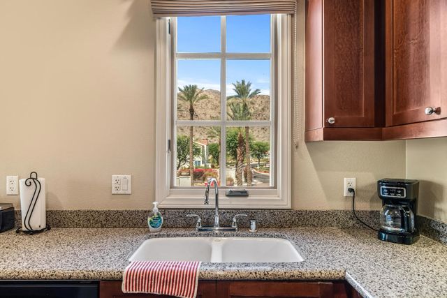48796 Classic Drive, La Quinta, CA 92253