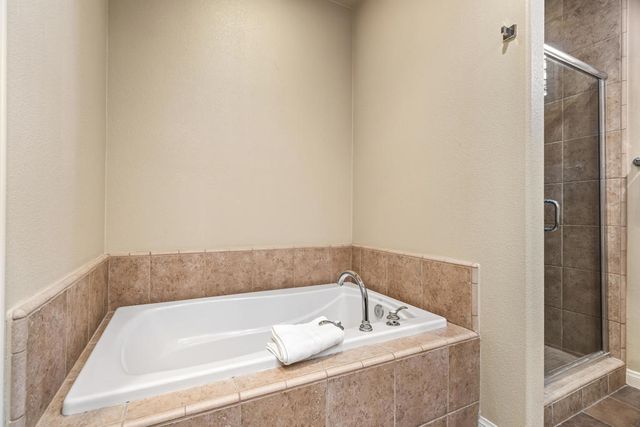 48796 Classic Drive, La Quinta, CA 92253