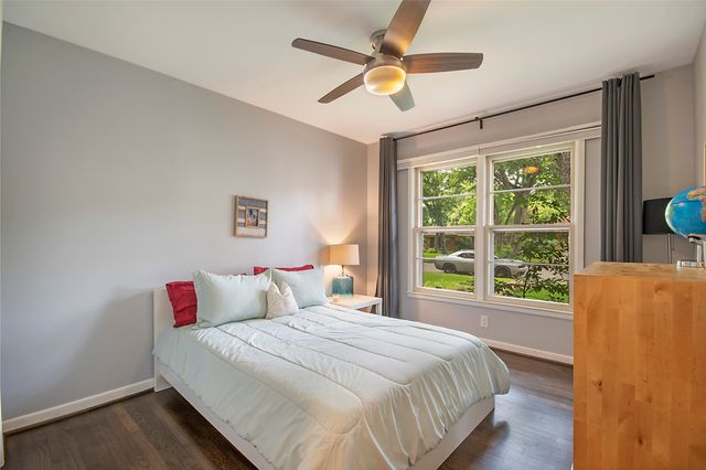 1200 Barker Street, Arlington, TX 76012
