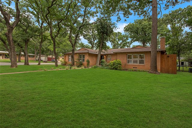 1200 Barker Street, Arlington, TX 76012