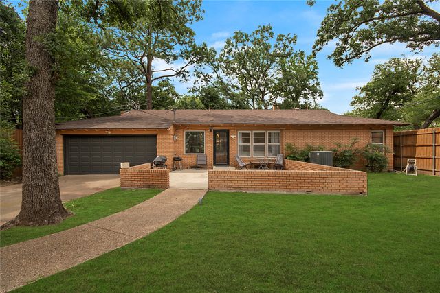 1200 Barker Street, Arlington, TX 76012