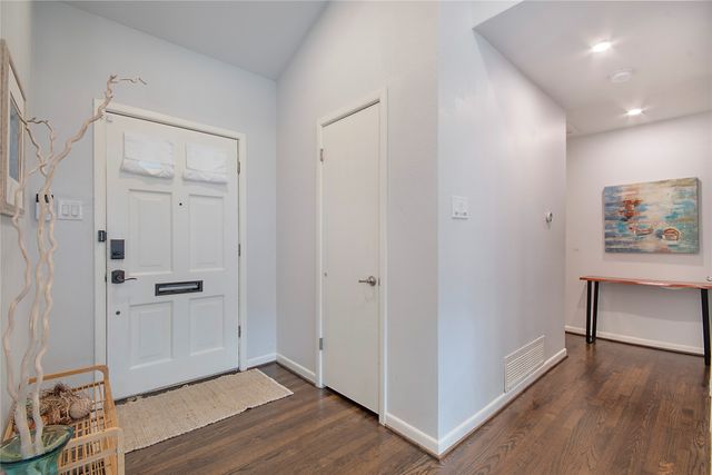 1200 Barker Street, Arlington, TX 76012