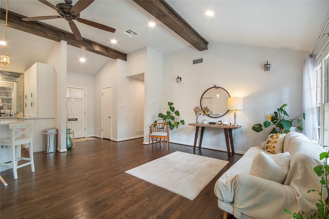 1200 Barker Street, Arlington, TX 76012