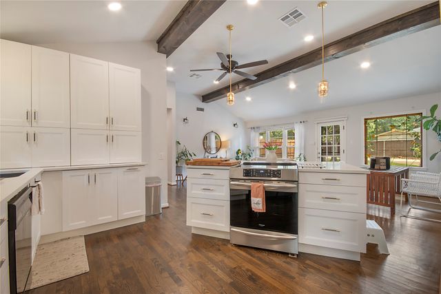 1200 Barker Street, Arlington, TX 76012