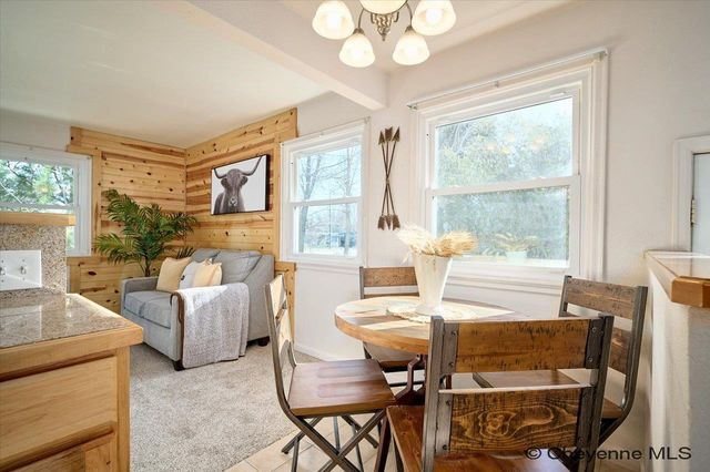 1907 E PERSHING BLVD, Cheyenne, WY 82001