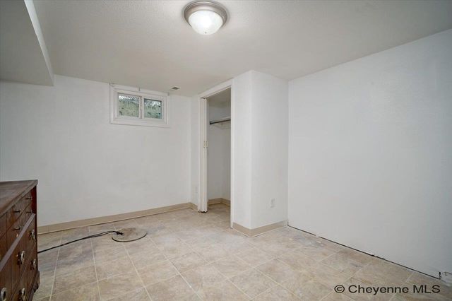 1907 E PERSHING BLVD, Cheyenne, WY 82001