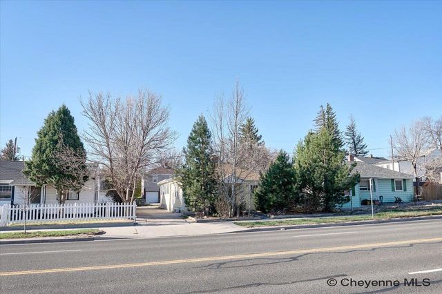 1907 E PERSHING BLVD, Cheyenne, WY 82001