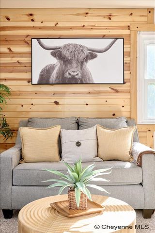 1907 E PERSHING BLVD, Cheyenne, WY 82001