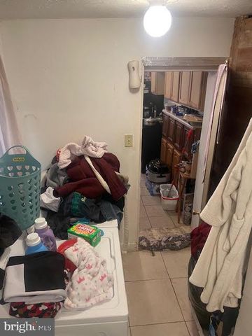 812 MUHLENBERG ST, Reading, PA 19602