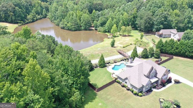 135 Magnolia Place Drive, Senoia, GA 30276