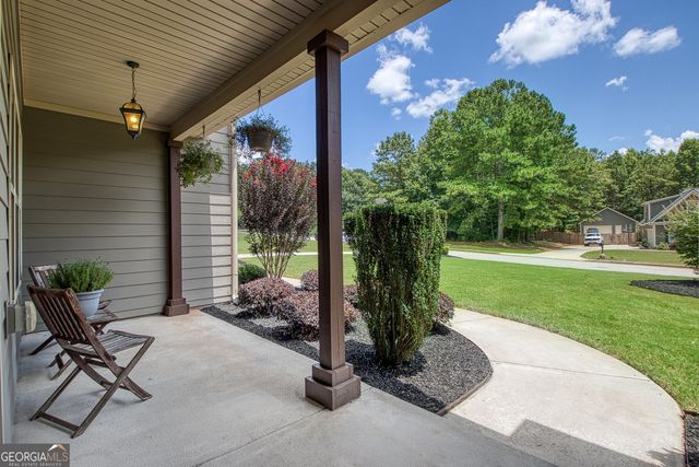 135 Magnolia Place Drive, Senoia, GA 30276