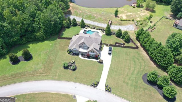 135 Magnolia Place Drive, Senoia, GA 30276