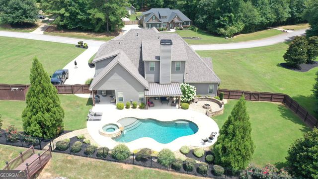 135 Magnolia Place Drive, Senoia, GA 30276