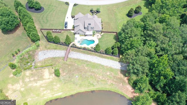 135 Magnolia Place Drive, Senoia, GA 30276