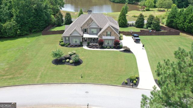 135 Magnolia Place Drive, Senoia, GA 30276