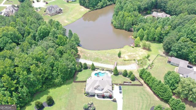 135 Magnolia Place Drive, Senoia, GA 30276