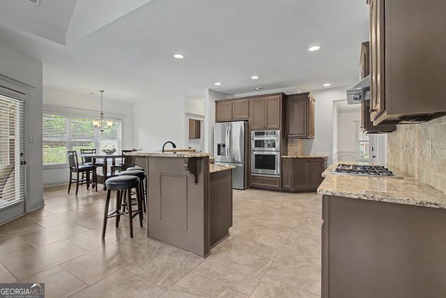 135 Magnolia Place Drive, Senoia, GA 30276