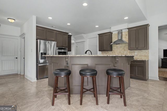 135 Magnolia Place Drive, Senoia, GA 30276