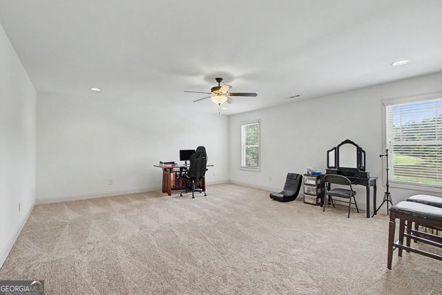 135 Magnolia Place Drive, Senoia, GA 30276