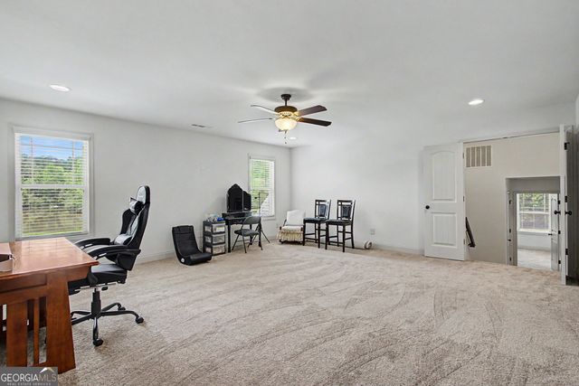135 Magnolia Place Drive, Senoia, GA 30276