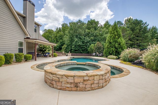 135 Magnolia Place Drive, Senoia, GA 30276