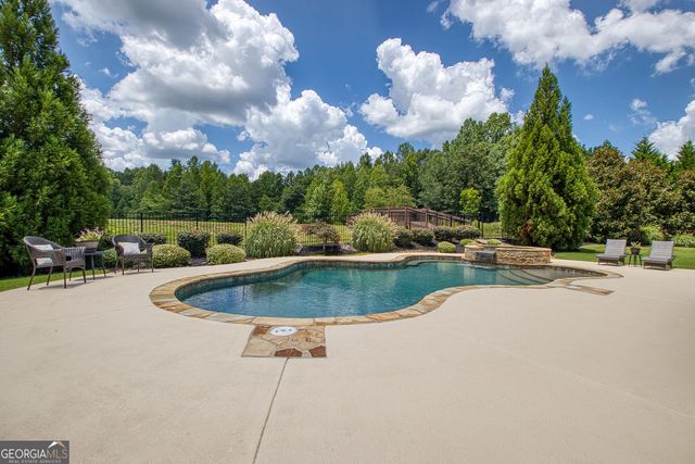 135 Magnolia Place Drive, Senoia, GA 30276