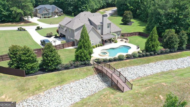 135 Magnolia Place Drive, Senoia, GA 30276