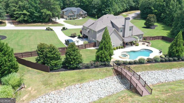 135 Magnolia Place Drive, Senoia, GA 30276