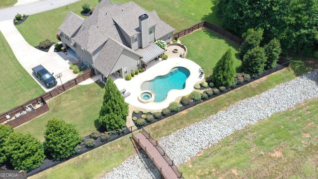 135 Magnolia Place Drive, Senoia, GA 30276