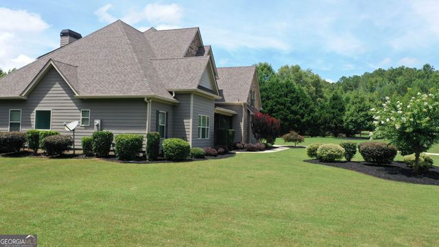 135 Magnolia Place Drive, Senoia, GA 30276