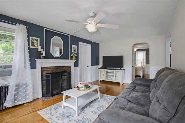 51 Priscilla Avenue, Warwick, RI 02889