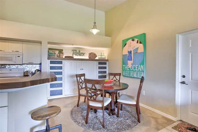 321 Villa Circle 321, Boynton Beach, FL 33435