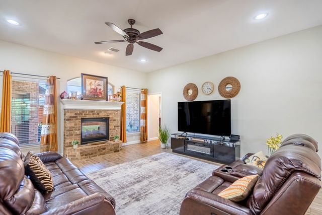 6002 Beals Creek Dr, Midland, TX 79707