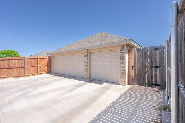 6002 Beals Creek Dr, Midland, TX 79707