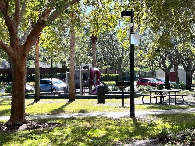 2015 ERVING CIRCLE 207, Ocoee, FL 34761