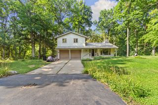 109 Blackberry Circle, Dixon, IL 61021