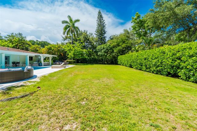 12121 SW 64th Ave, Pinecrest, FL 33156