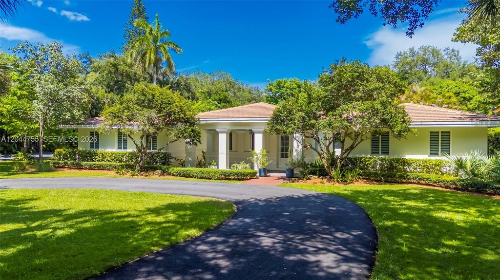 12121 SW 64th Ave, Pinecrest, FL 33156