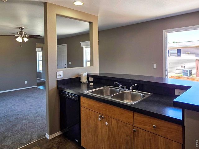 3136 Foxtail Ln 318, Evans, CO 80620