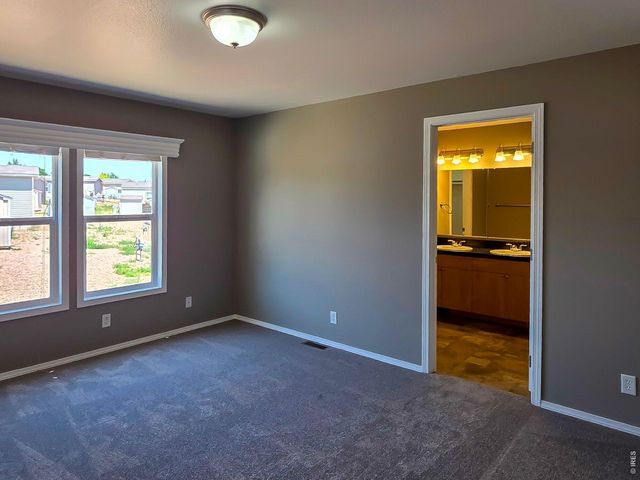 3136 Foxtail Ln 318, Evans, CO 80620