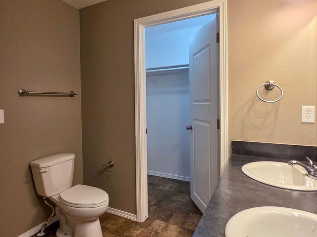 3136 Foxtail Ln 318, Evans, CO 80620
