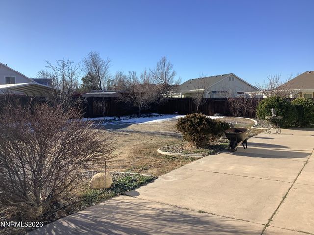 211 Shady Grove Lane, Dayton, NV 89403