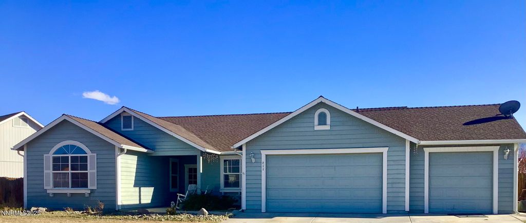 211 Shady Grove Lane, Dayton, NV 89403